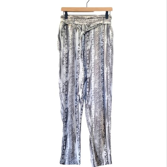 Cali 1850 Casual Linen Pants Smocked Waist Size Medium Gary White - Picture 2 of 10